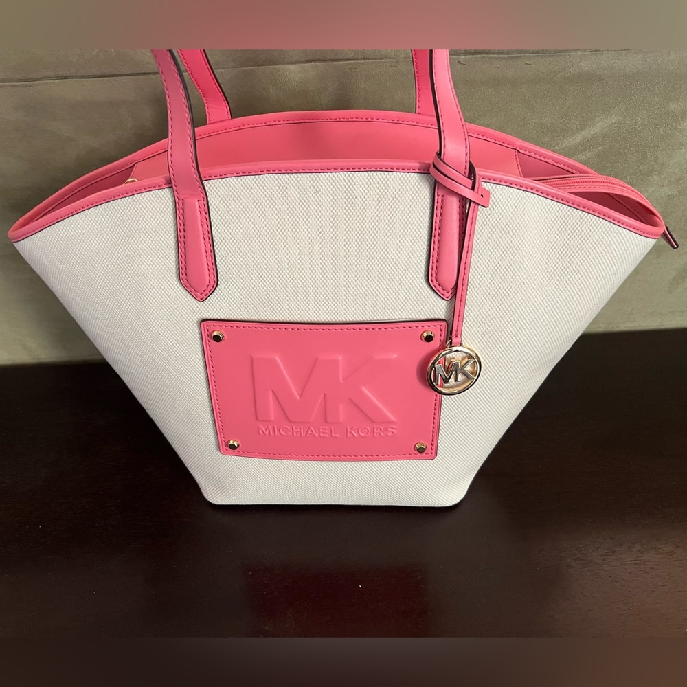 Michael Kors Kimber Large Canvas Tote Pink White NWT Summer Resort Bag
